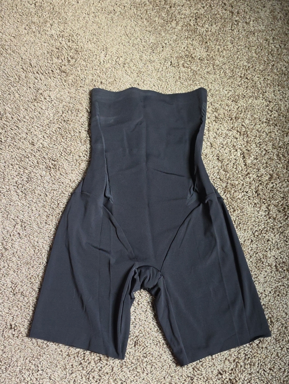 Maidenform Black Mid-Thigh High-Waist Shapewear Shorts